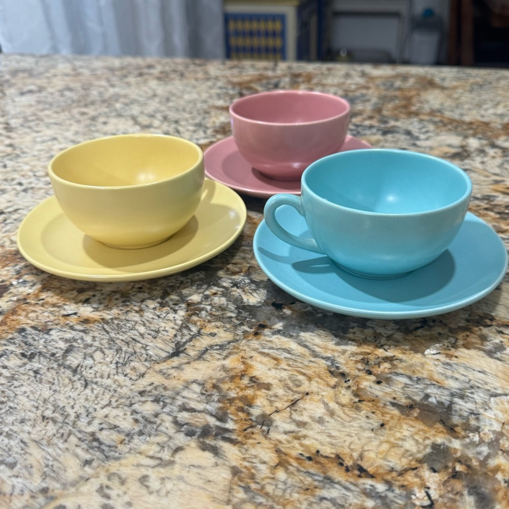Vintage 1930's Poppytrail by Metlox cup and saucers